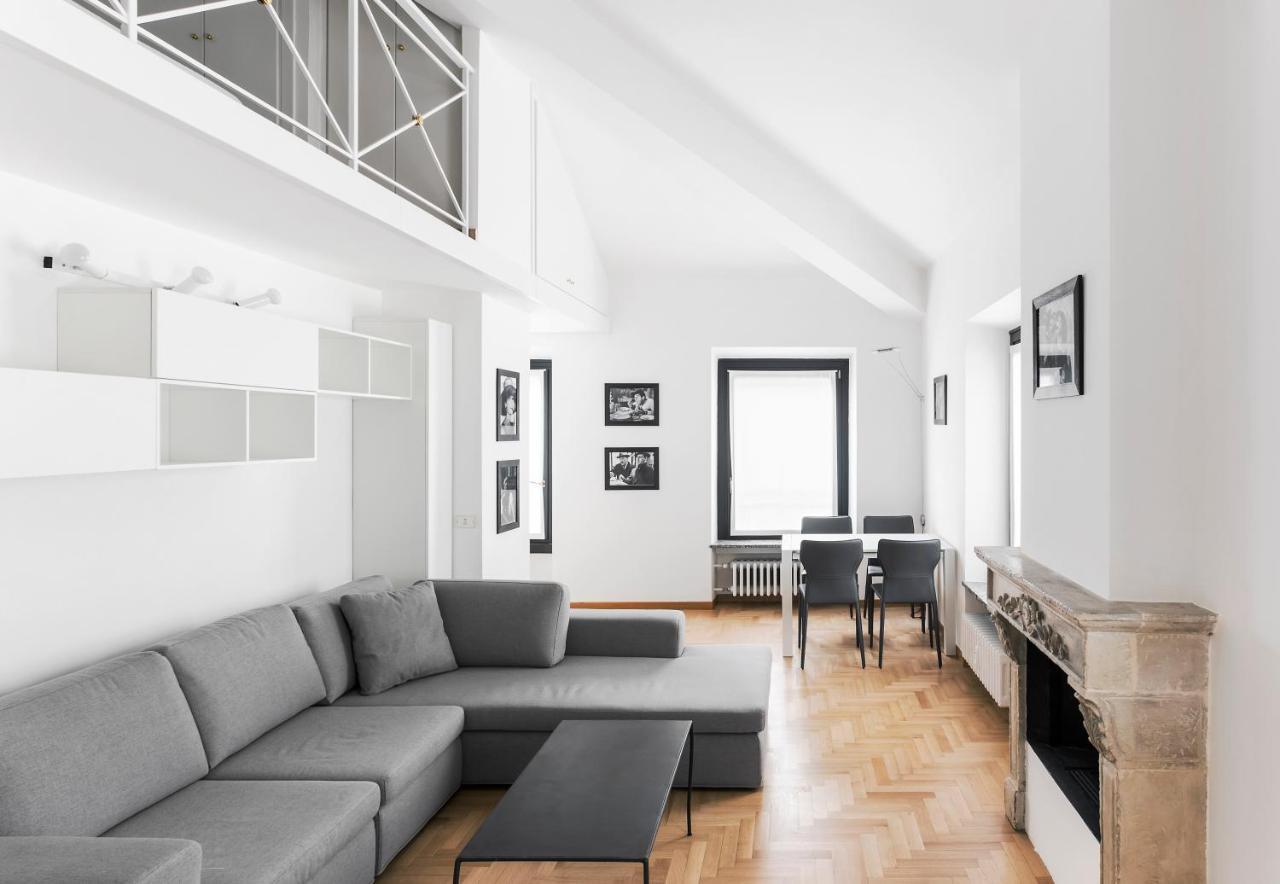 Appartamento Living Brera, a unique experience - Vicolo Fiori Milano Esterno foto